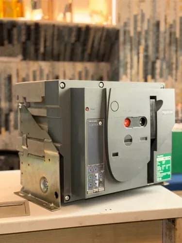 Schneider Acb Mvs10N — 